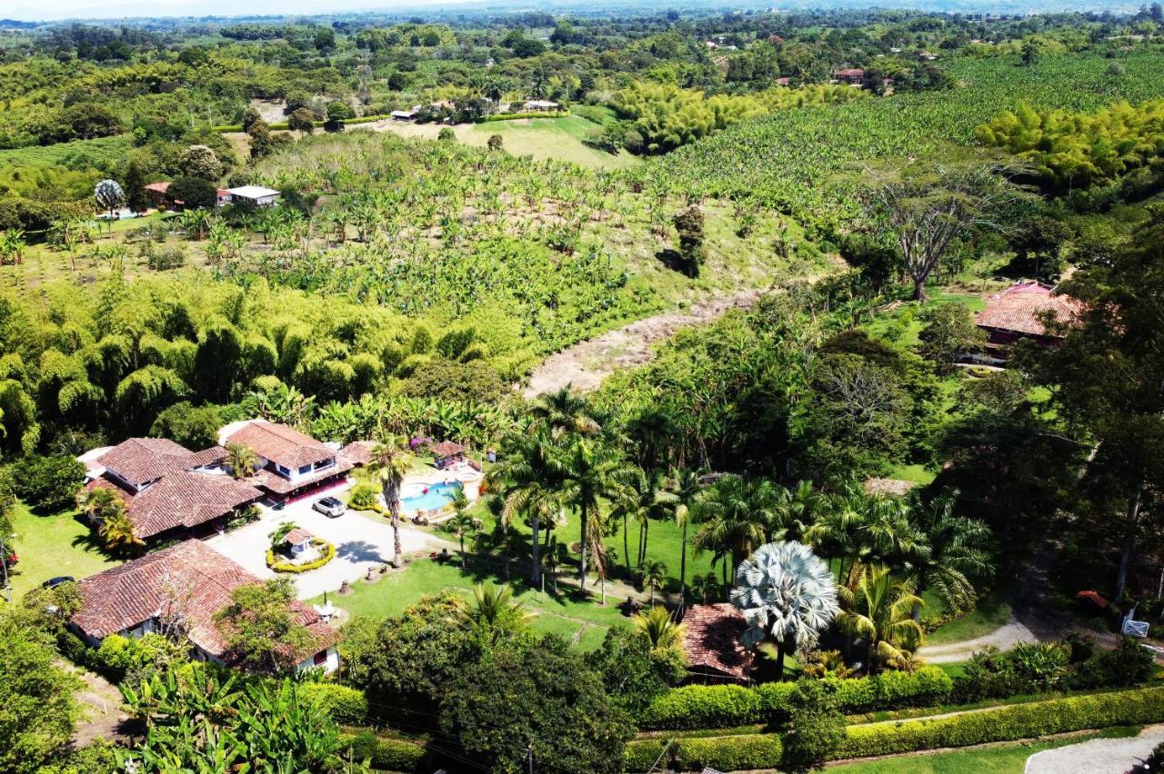 El Percal Hacienda Hotel Монтенегро Экстерьер фото
