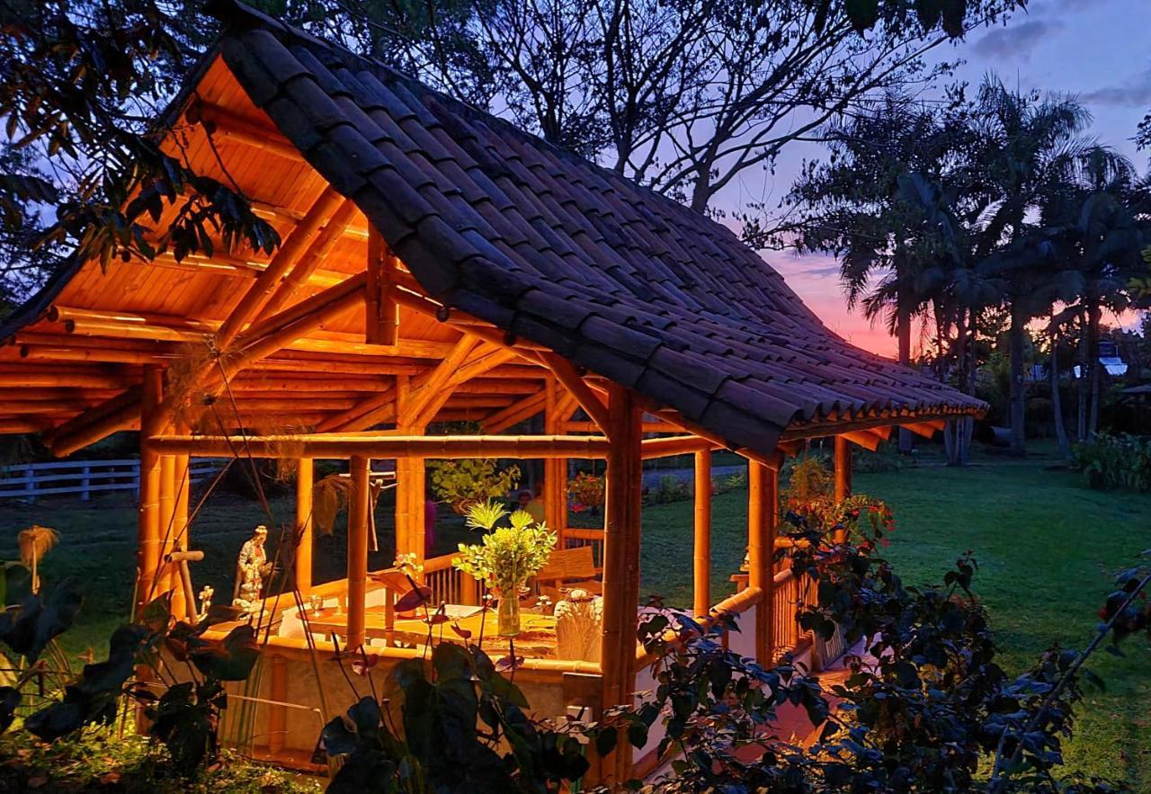 El Percal Hacienda Hotel Монтенегро Экстерьер фото