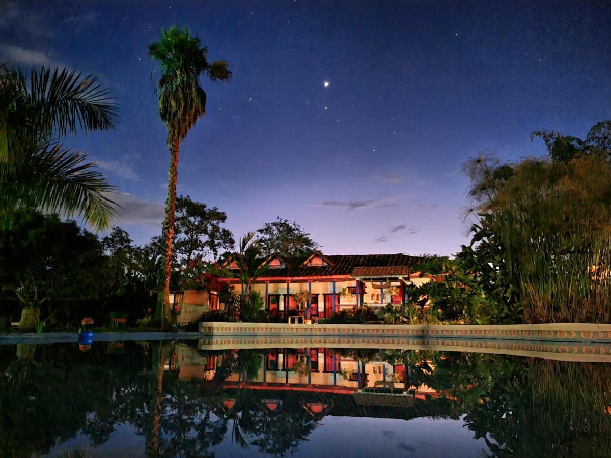El Percal Hacienda Hotel Монтенегро Экстерьер фото