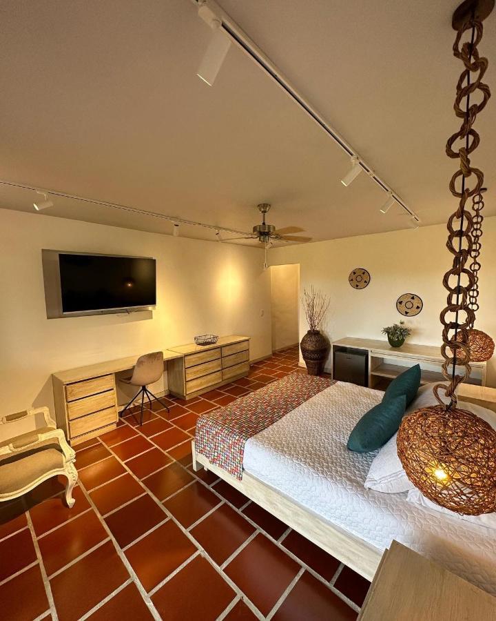 El Percal Hacienda Hotel Монтенегро Экстерьер фото