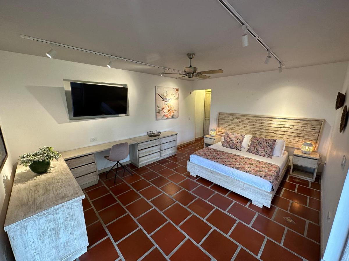 El Percal Hacienda Hotel Монтенегро Экстерьер фото