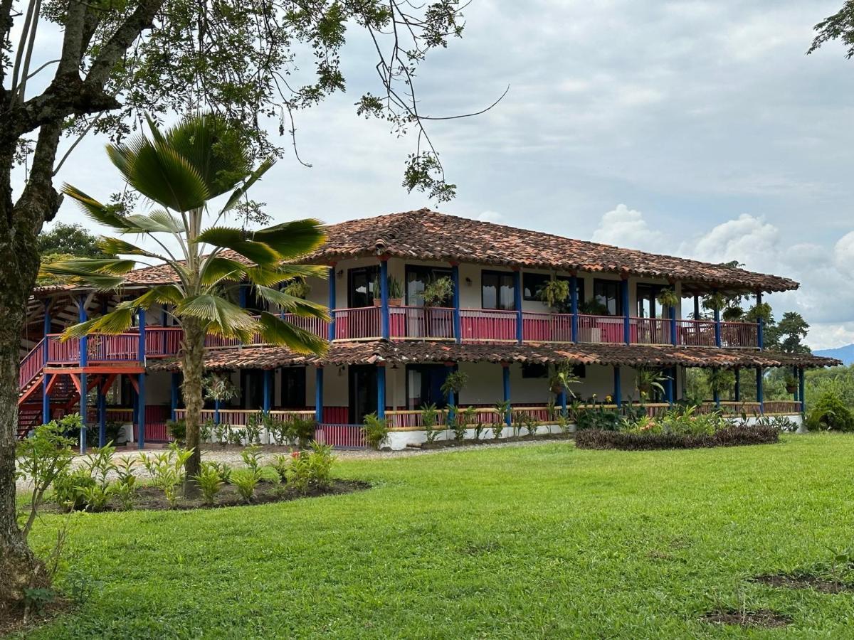 El Percal Hacienda Hotel Монтенегро Экстерьер фото