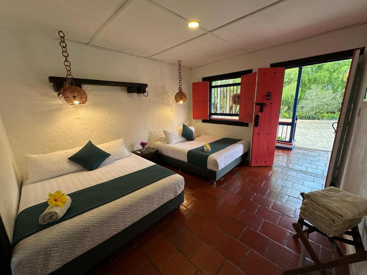 El Percal Hacienda Hotel Монтенегро Экстерьер фото